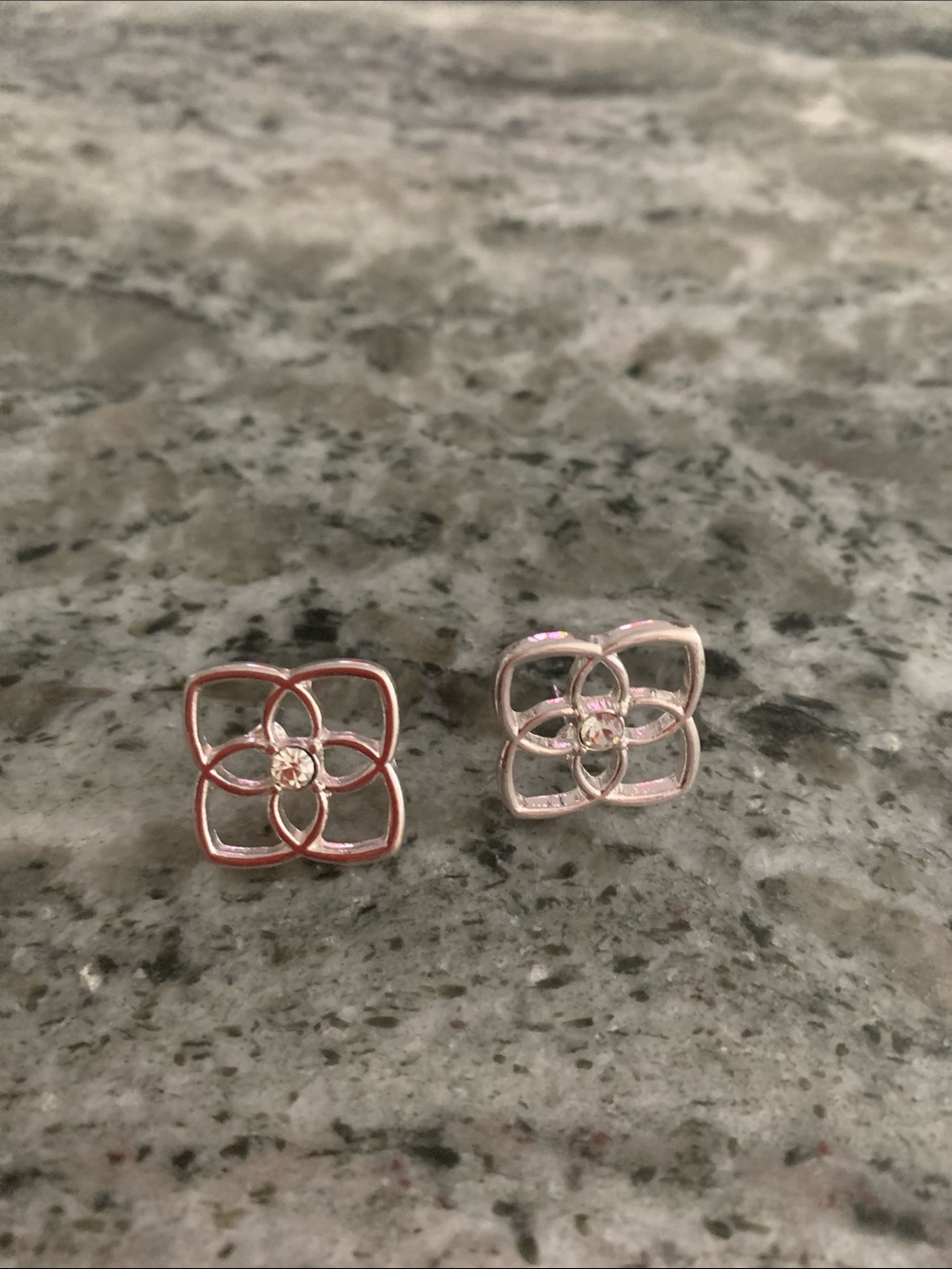 Delicate Floral Stud Earrings with Crystal Center brand new